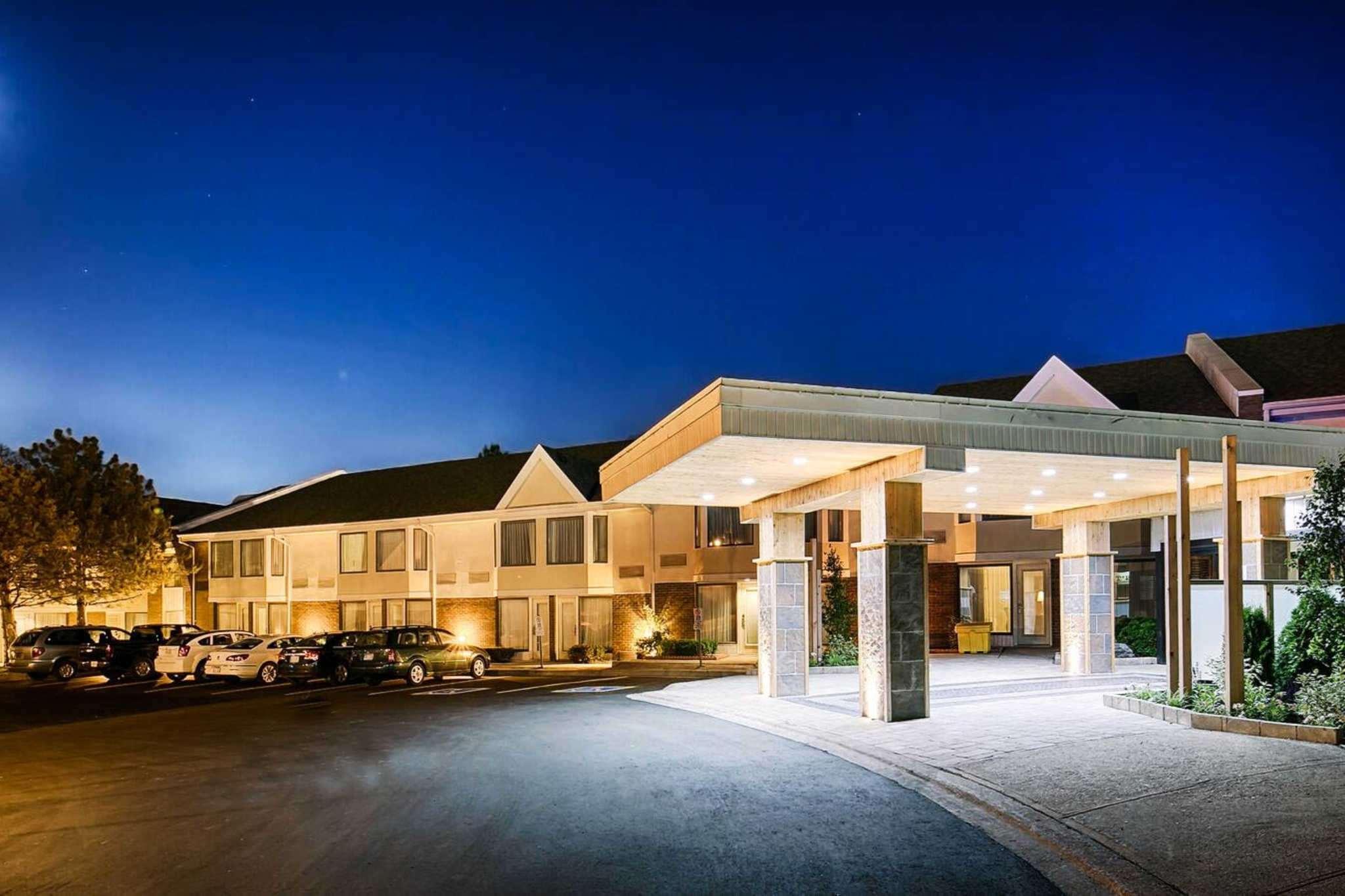 Quality Inn & Suites Брамптон Екстер'єр фото